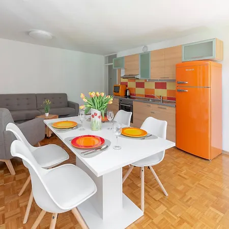 Apartma Angela Lägenhet