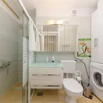 Apartma Angela Apartment *